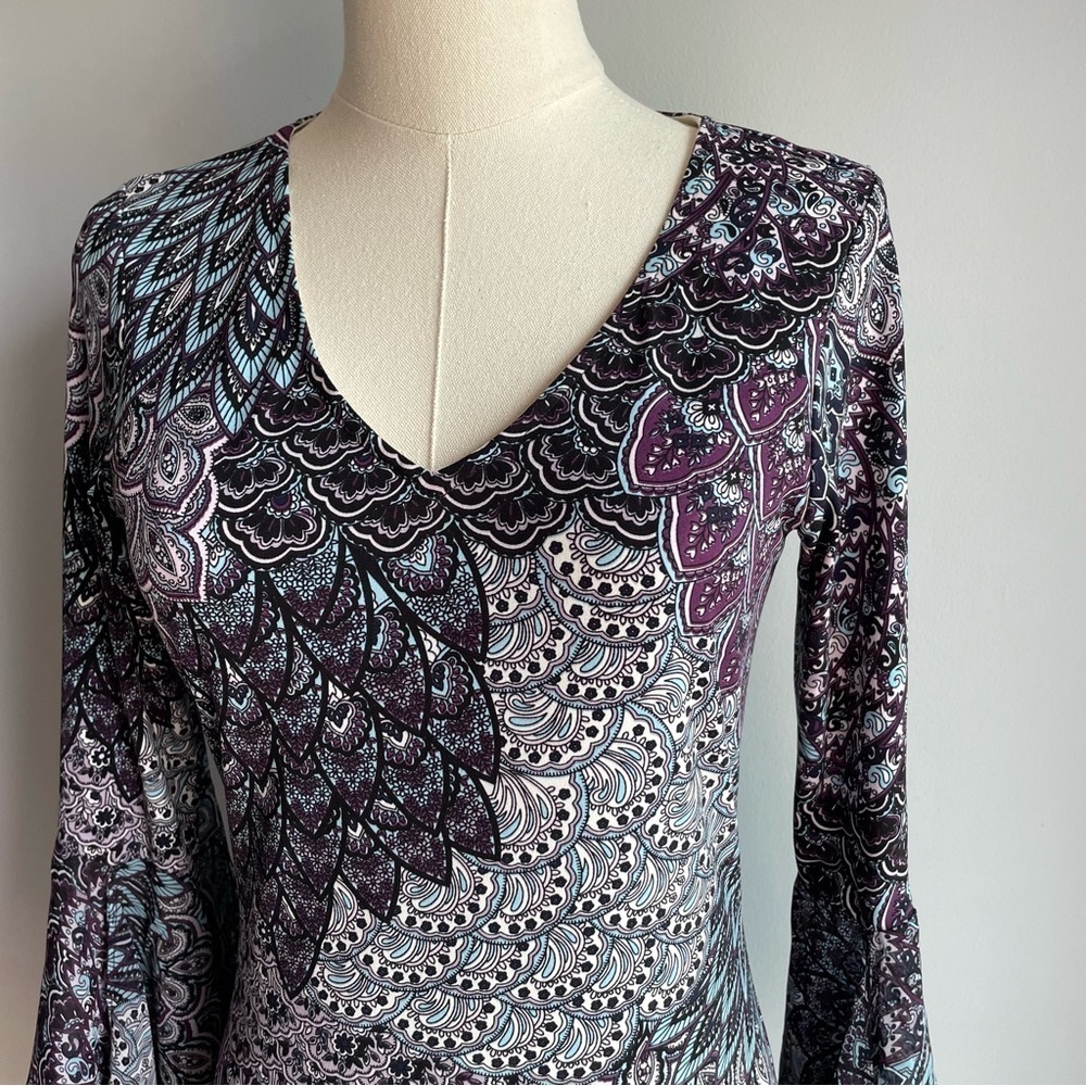 Cleo Paisley Bell Sleeve Dress Sz XS Feminine Peacock Below Knee Pretty Classy - Picture 2 of 15